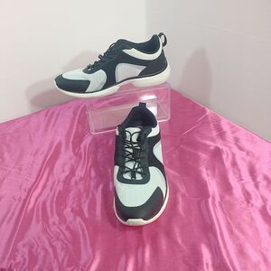 Vionic Olessa Women's SZ 8.5 Black Athletic Walking Shoes Comfort.